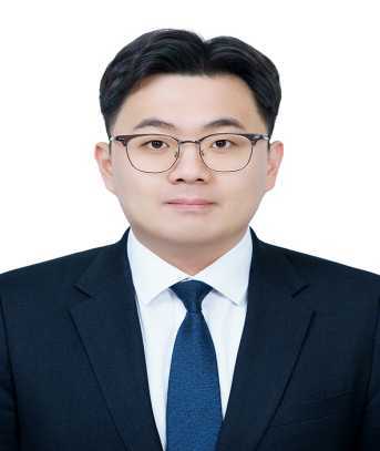 신인철 더불어민주당 후보 사진
