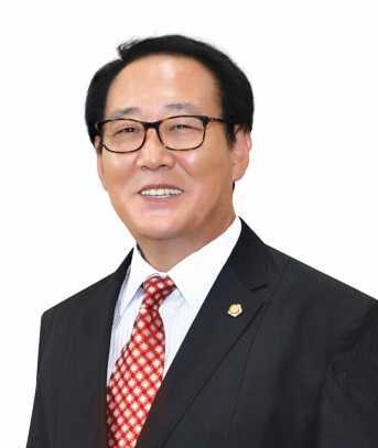 이완복 개혁신당 후보 사진