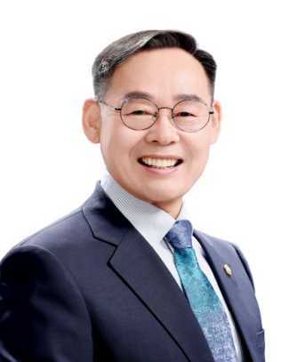 이수의 무소속 후보 사진