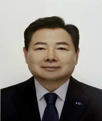 이윤행 조국혁신당 후보 사진
