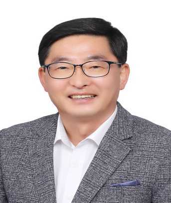 윤요섭 조국혁신당 후보 사진