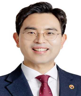 이강산 자유통일당 후보 사진