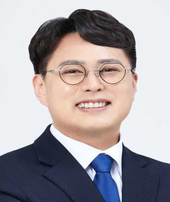 함대건 더불어민주당 후보 사진